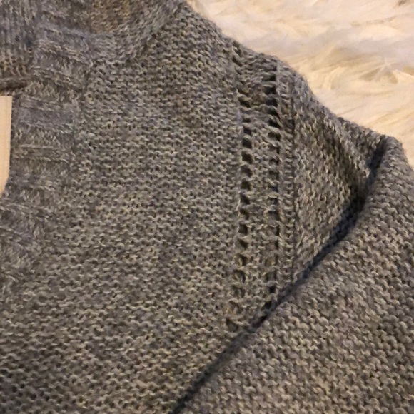 Grey knit sweater - Picture 4 of 6